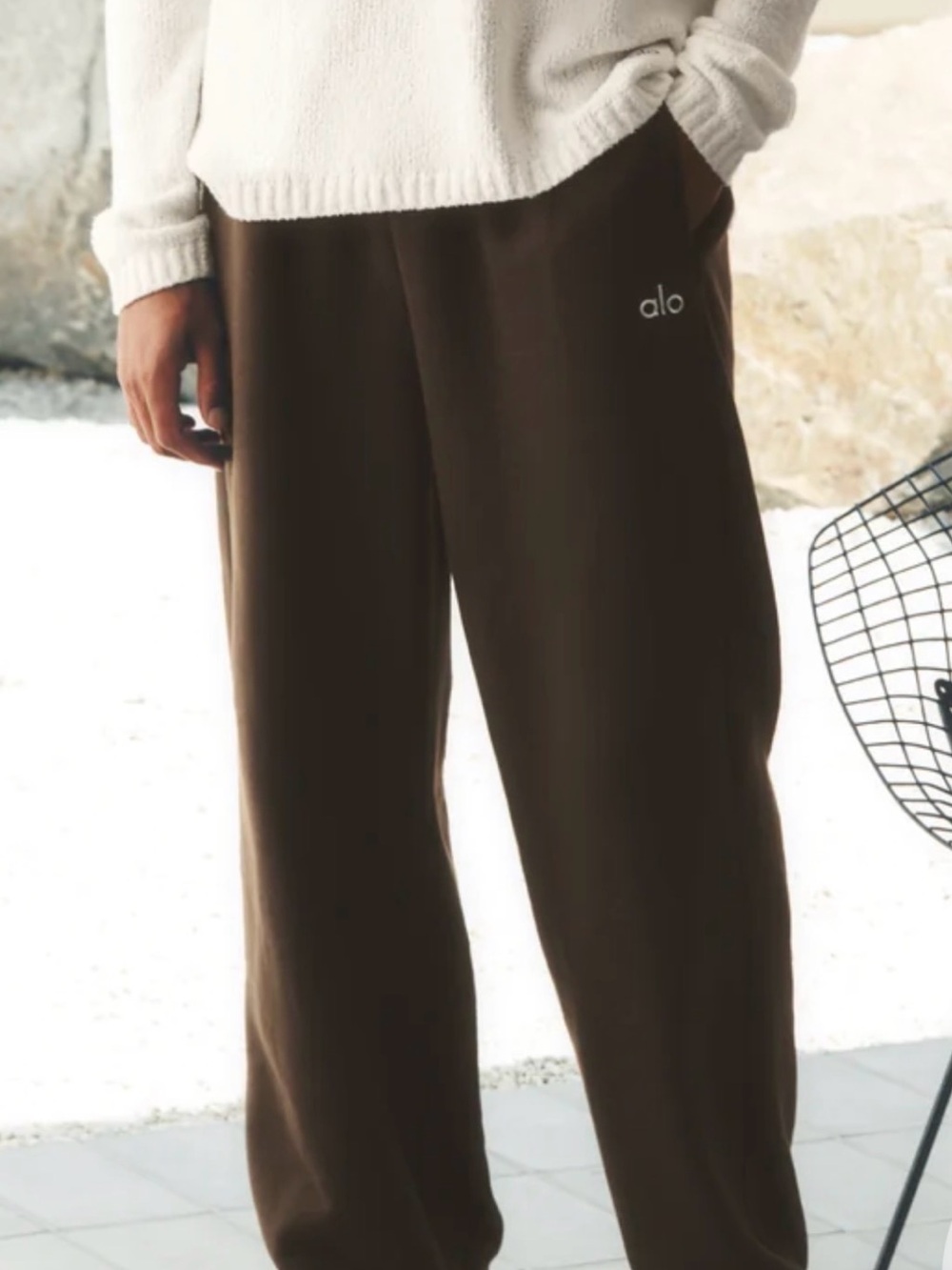 ALO Yoga Men's Relaxed Joggers in Dark Brown